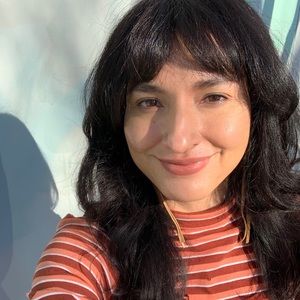 Meet your Posher, Maya